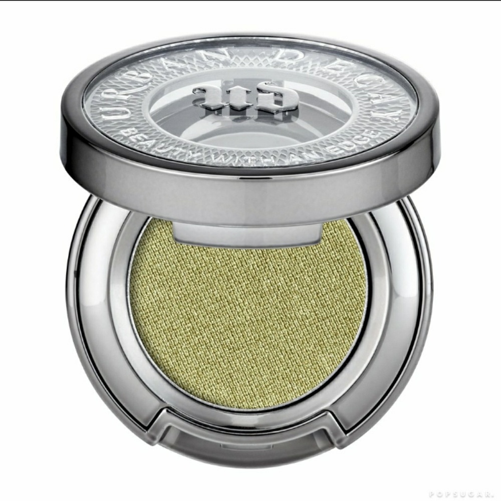 Urban Decay single shadow